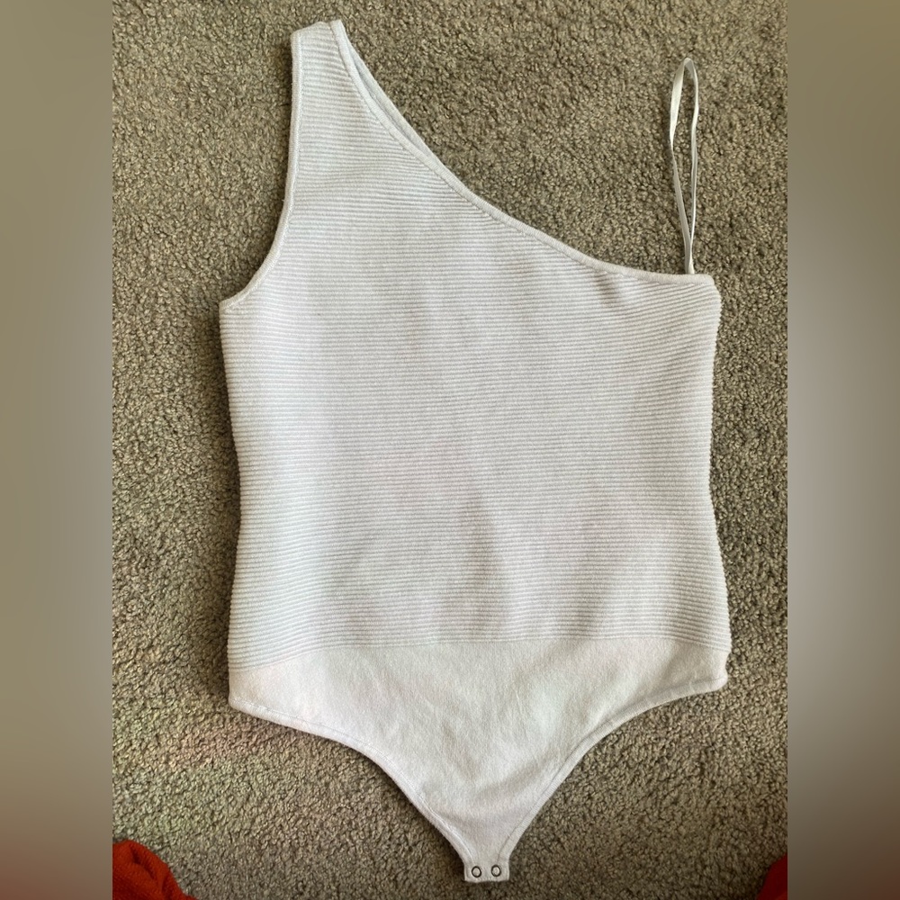 Abercrombie & Fitch One Shoulder Ribbed Body Suit